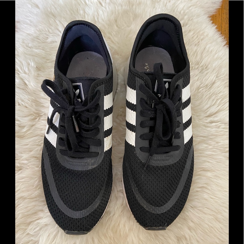 Adidas running shoes, black men’s size 9